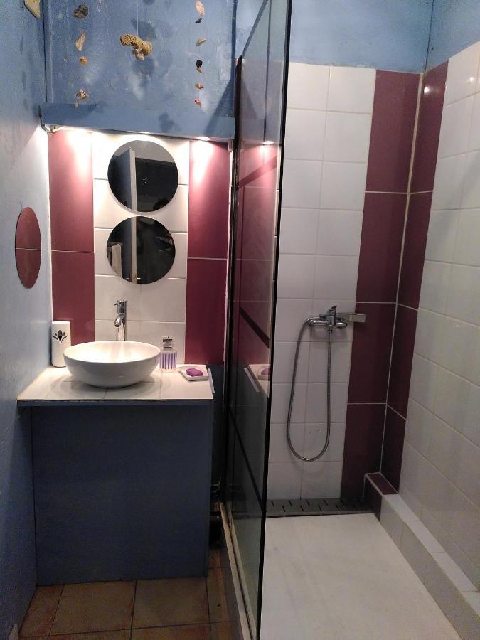Charmant appartement en bord de mer avec piscine Gourbeyre Extérieur photo